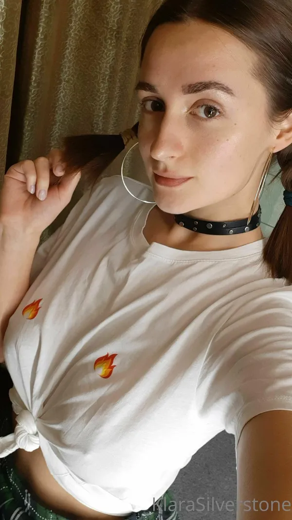 Klara Si's BabeWiki Profile