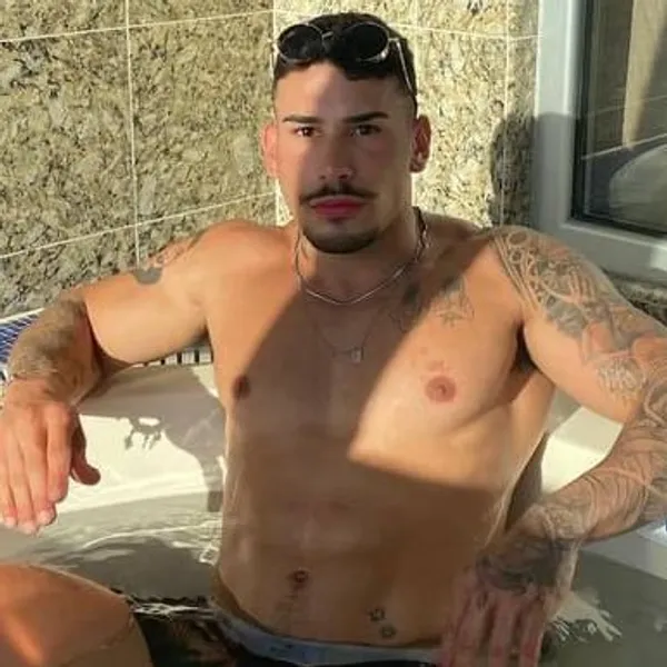 Kleber Matta's BabeWiki Profile