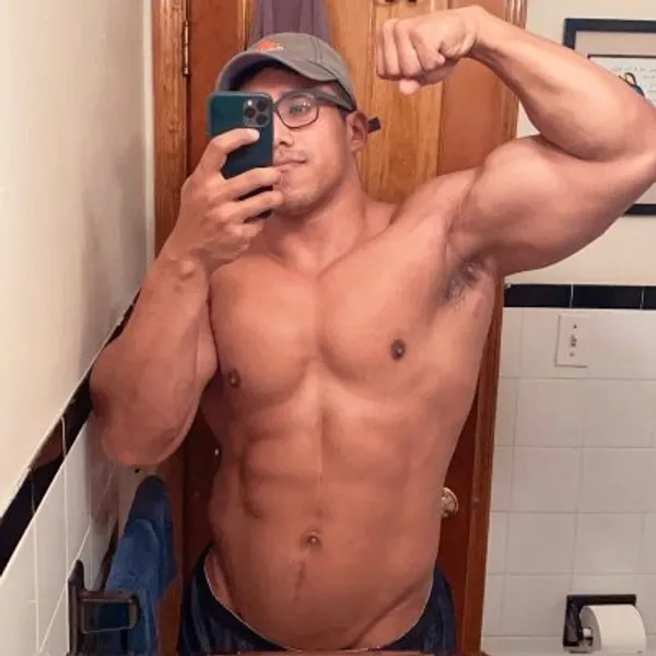 knitflexxxandchill's BabeWiki Profile