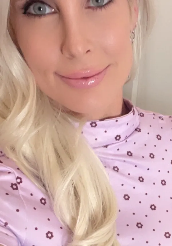 Korixoxo's BabeWiki Profile