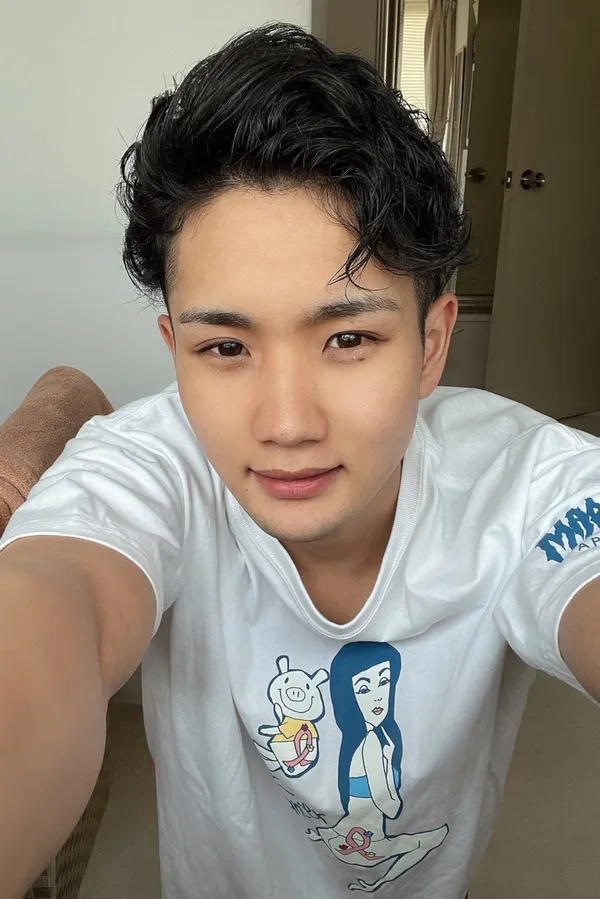 Koume Chitose's BabeWiki Profile