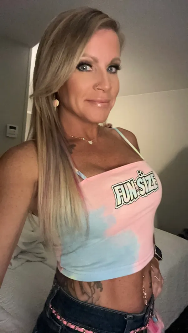 Kristi Kream's BabeWiki Profile