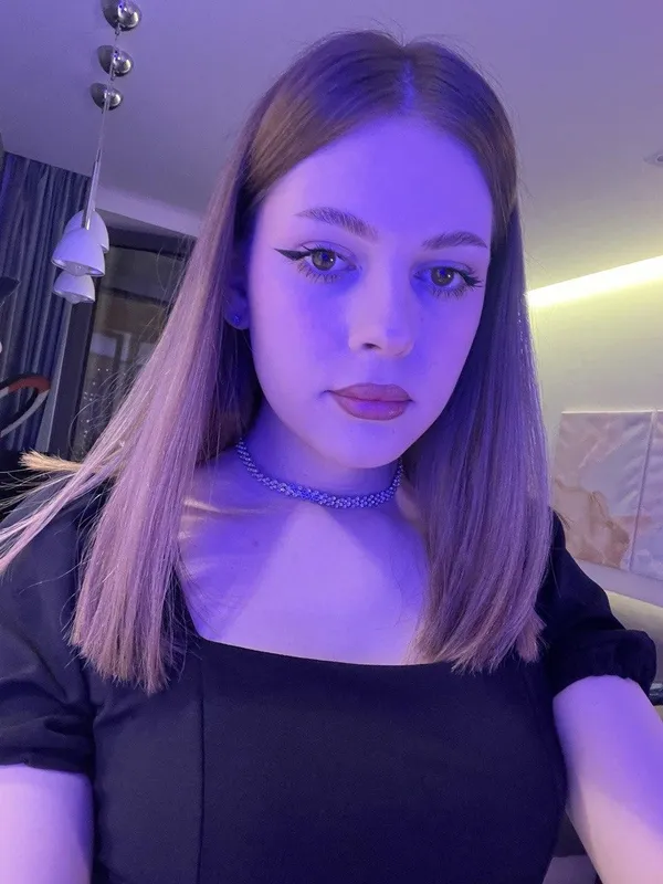 Kristin Evans's BabeWiki Profile