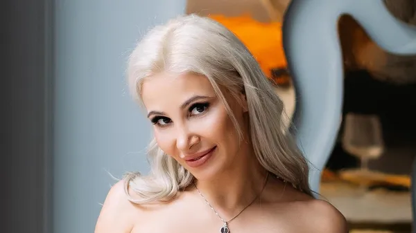 Ksew Meow's BabeWiki Profile