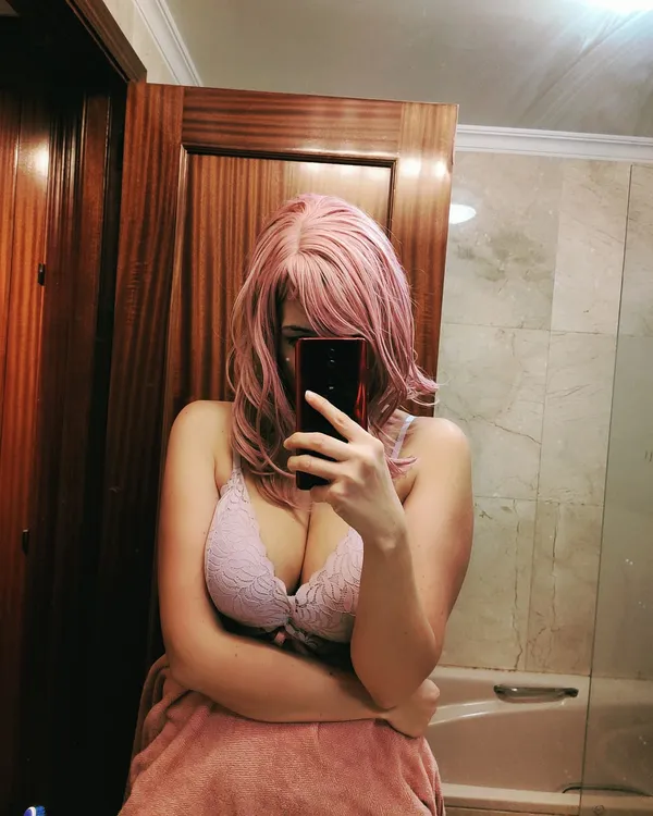 Kukina Squirt's BabeWiki Profile