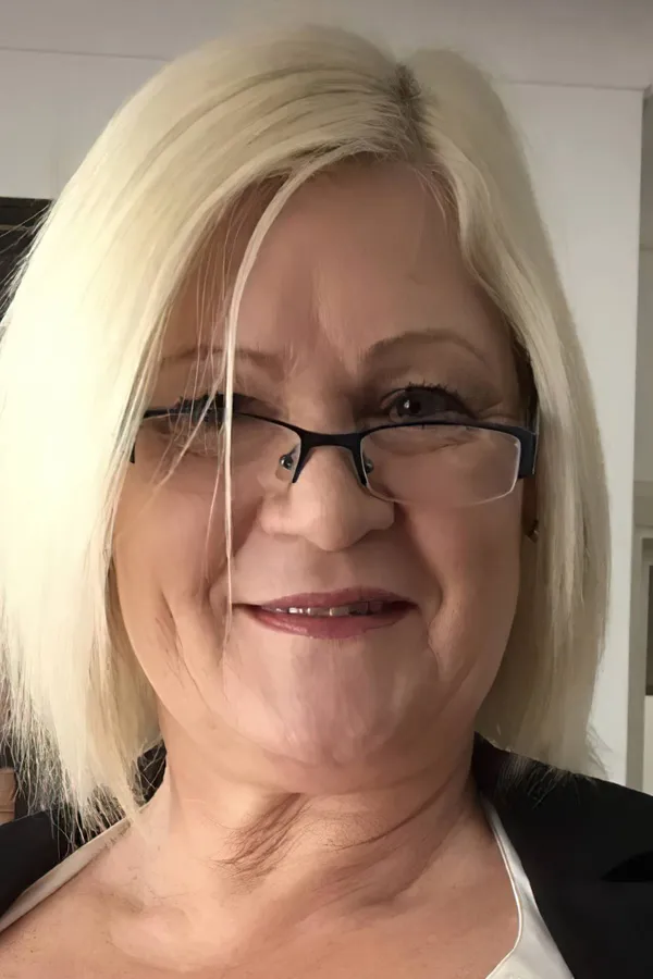 Lacey Starr's BabeWiki Profile