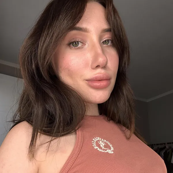 Lady Heavenian's BabeWiki Profile