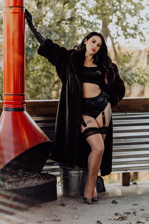 Lady Lila Stern's photo 6