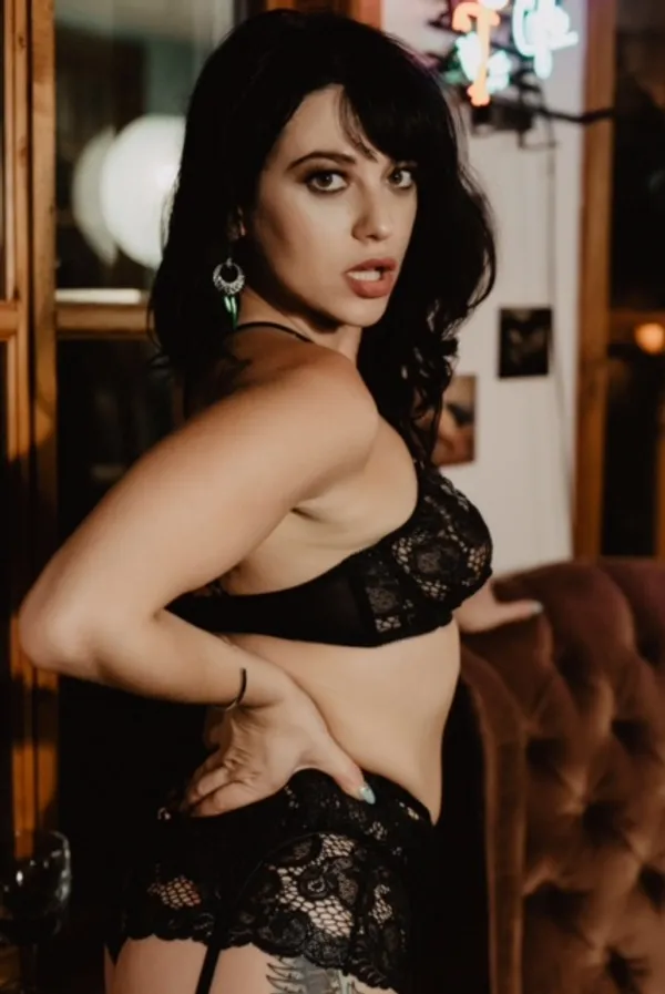 Lady Lila Stern's photo 8