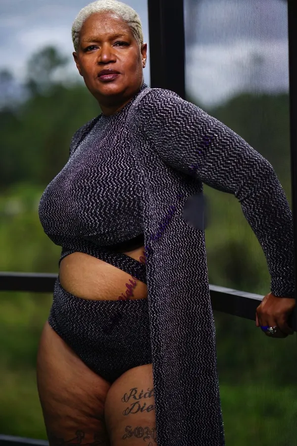 Lady Onyx's BabeWiki Profile