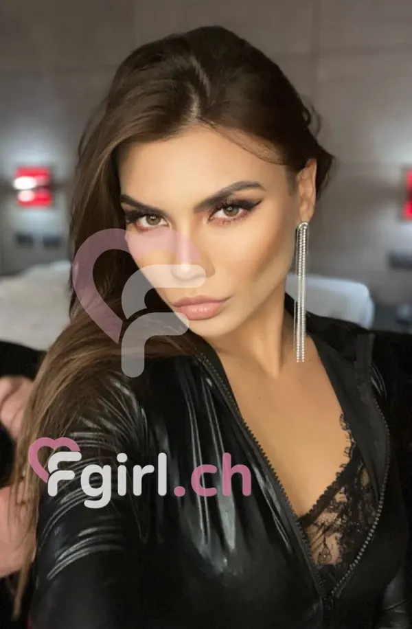 Lady Vamp's BabeWiki Profile