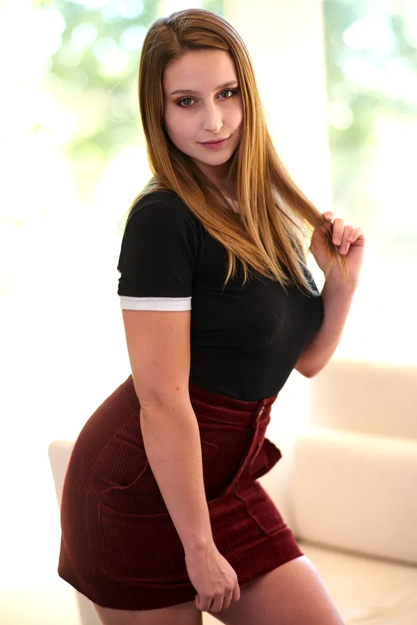 Laney Grey's photo 5