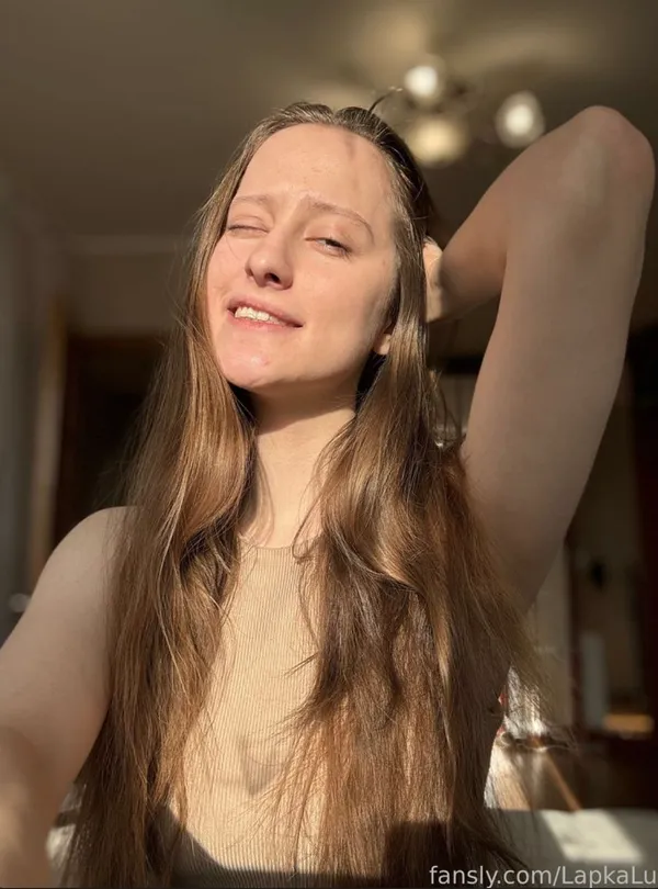 LapkaLu's BabeWiki Profile