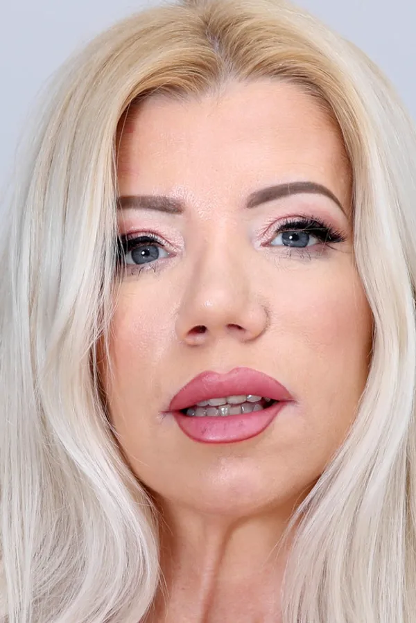 Lara De Santis's photo 2