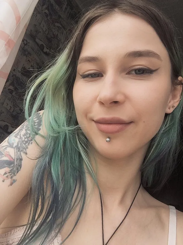 Laruna Mave's photo 4