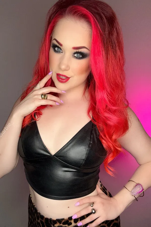 LatexBarbie's photo 3