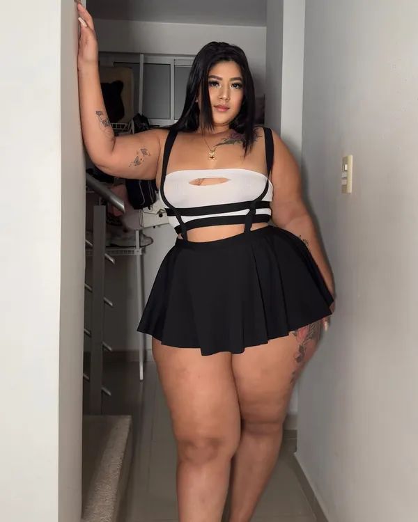 Laura Bernal's BabeWiki Profile