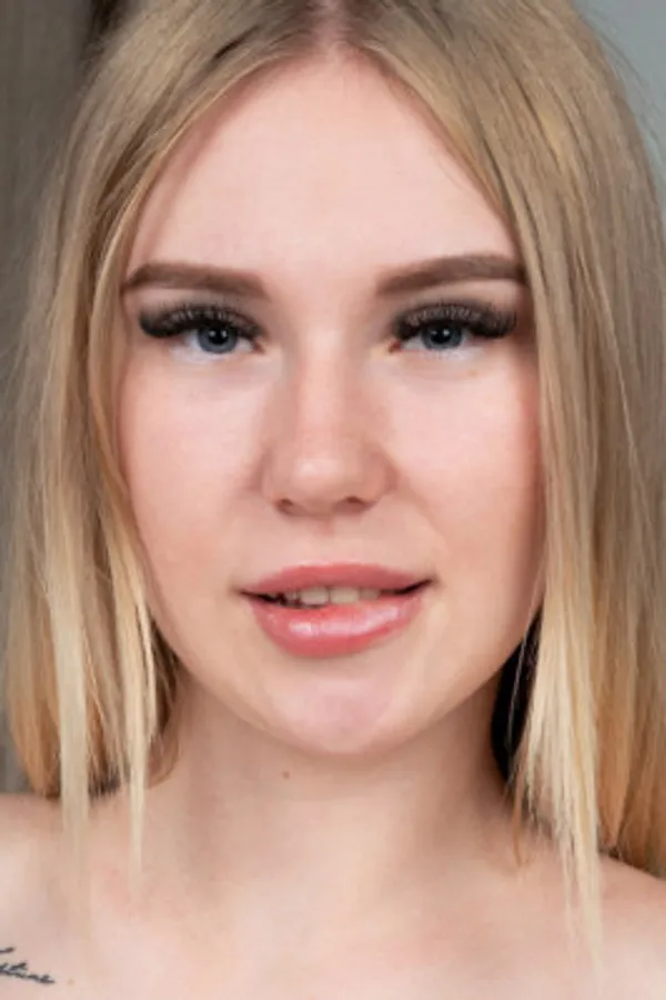 Layla Lure's photo 5