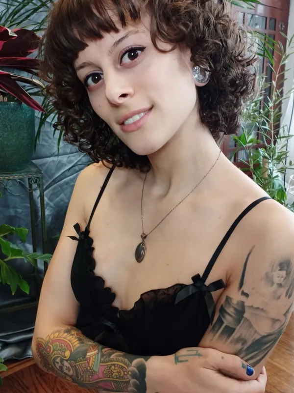 layneedivinee's photo 5