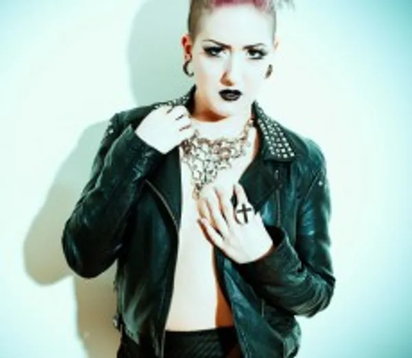 Leah Licious's BabeWiki Profile