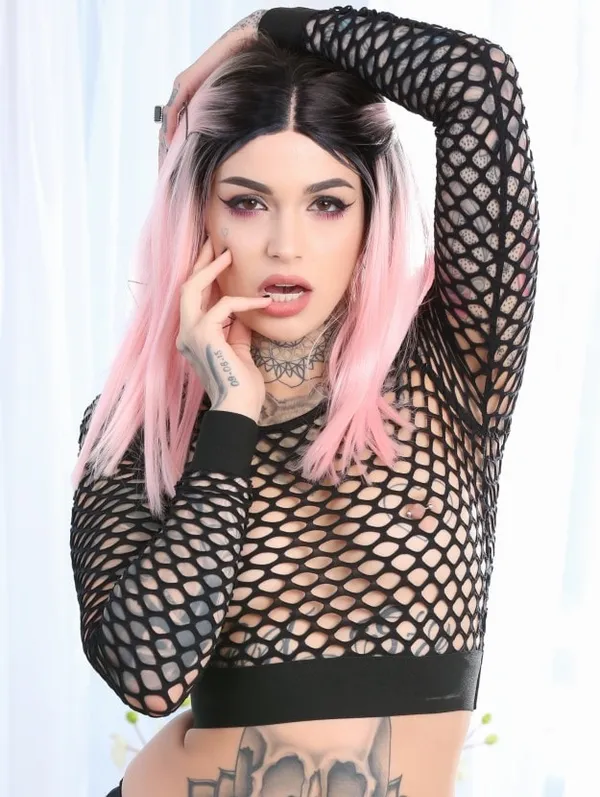 Leigh Raven's photo 6