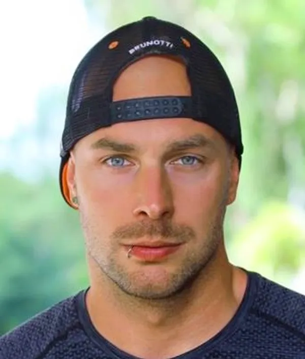 Lenny Holland's BabeWiki Profile