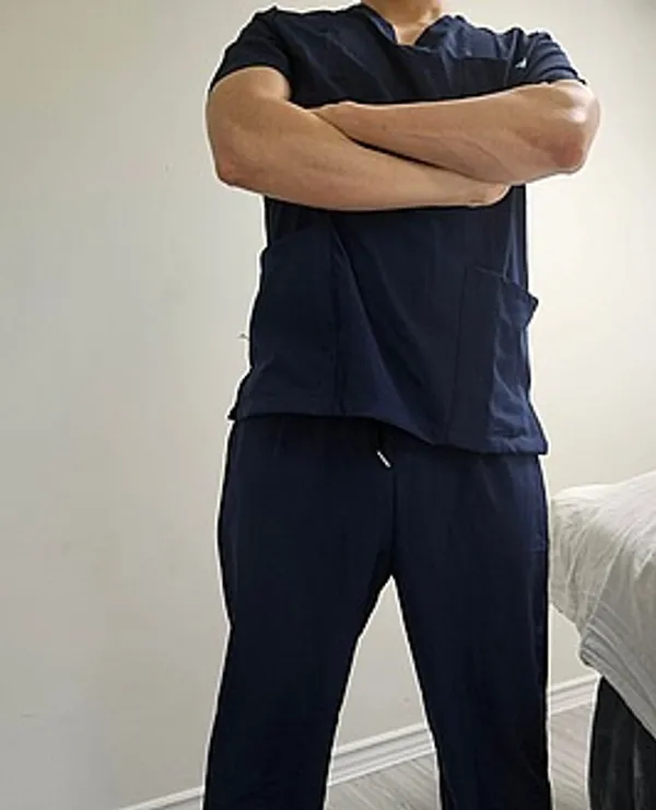 Leo Kim's BabeWiki Profile