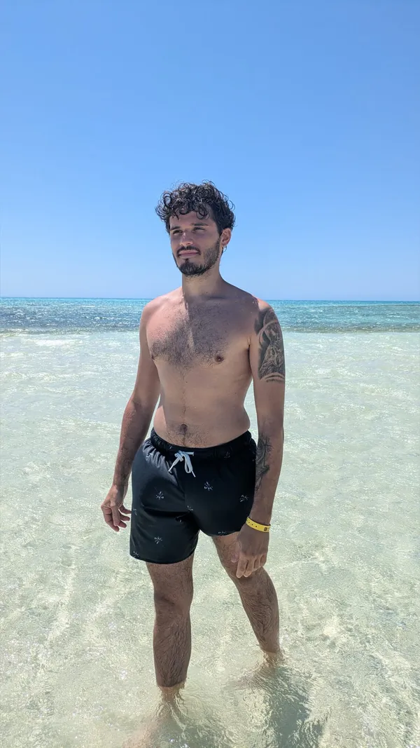 Leo Love's BabeWiki Profile