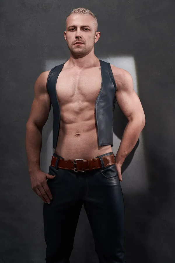 Leo Rush's BabeWiki Profile