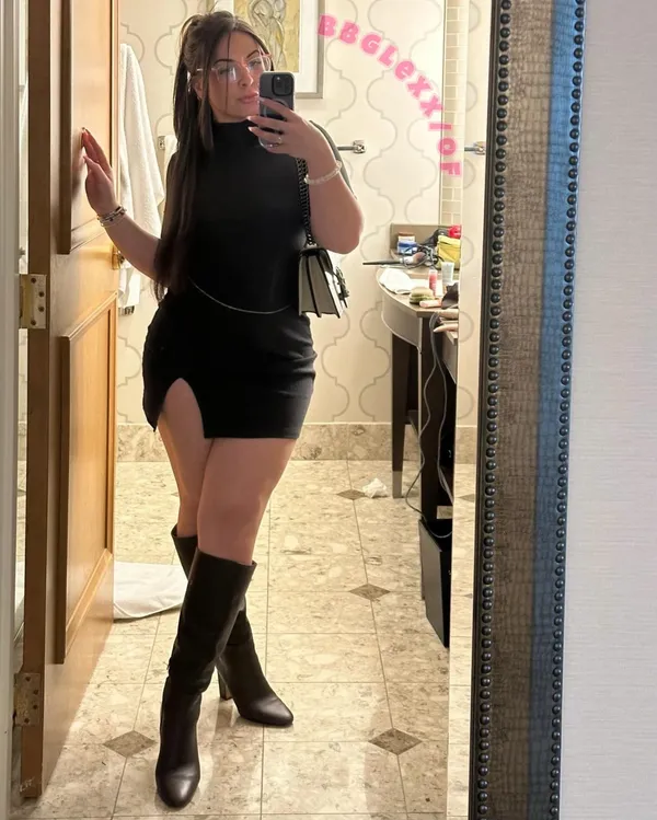 Lexxi Rose's photo 3