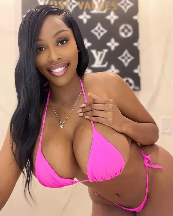 Lia Lovely's photo 8