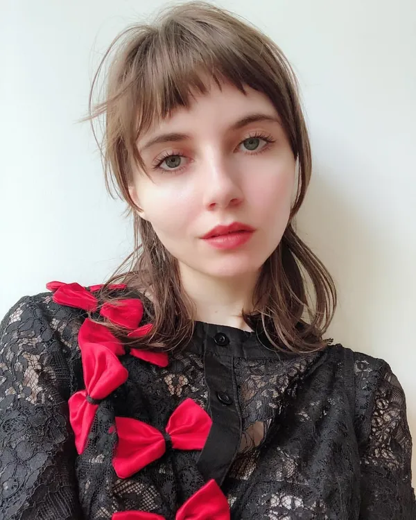 Liara Roux's BabeWiki Profile