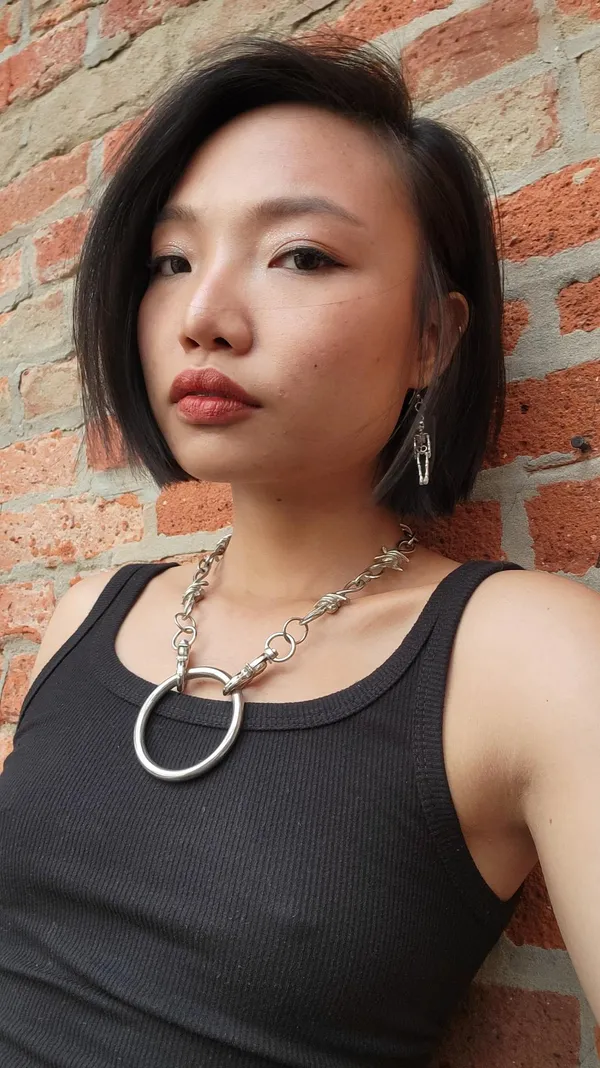 Lienne Dagger's BabeWiki Profile