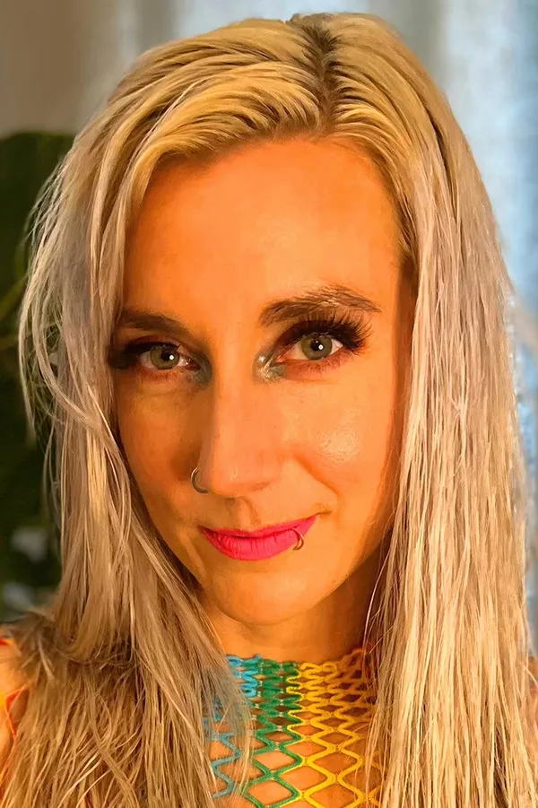 Lilaq Honey's BabeWiki Profile