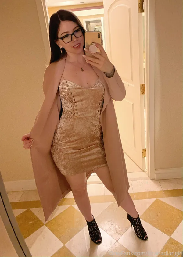 lilcanadiangirl's photo 8