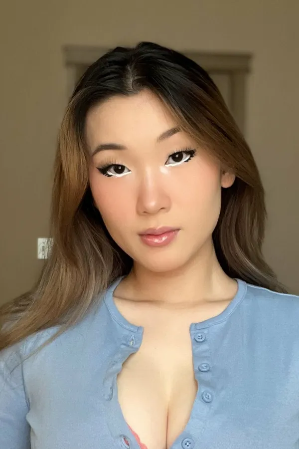 Lillie Nue's photo 5