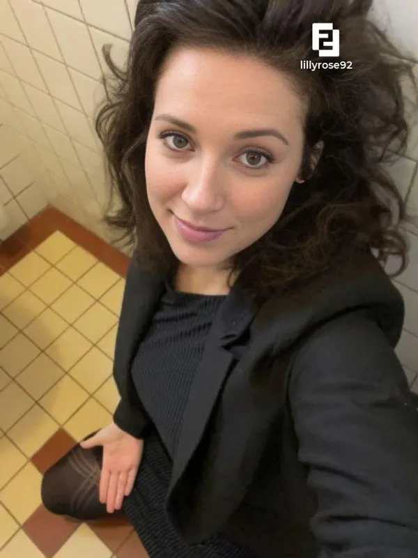 LillyRose92's BabeWiki Profile