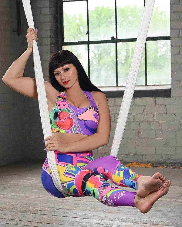 LilMizzUnique's BabeWiki Profile