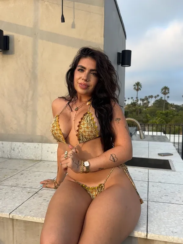 Lilsyourfav's photo 3