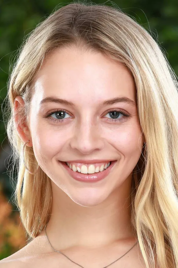 Lily Larimar's BabeWiki Profile