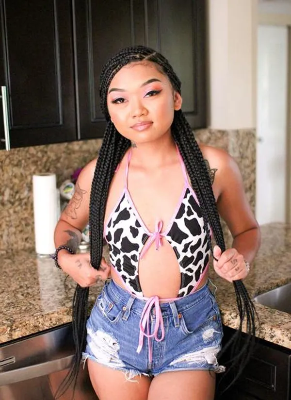 Lina Flex's BabeWiki Profile