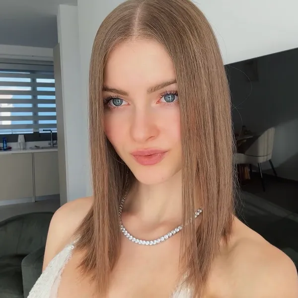 Linnea Sky's BabeWiki Profile