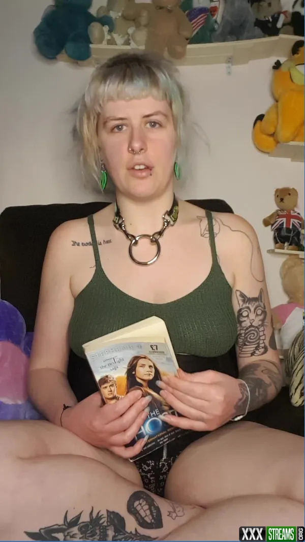 Lisa Kitto's BabeWiki Profile