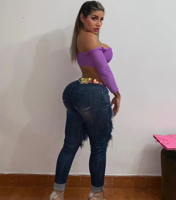 Liss Valderrama's BabeWiki Profile