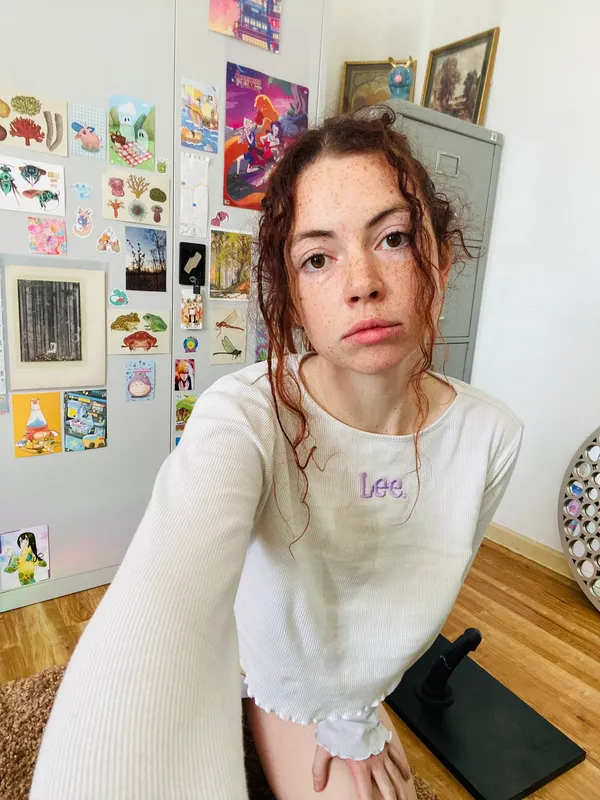 Little Lee's BabeWiki Profile