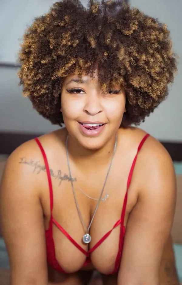 Liv Wild Bitch's BabeWiki Profile