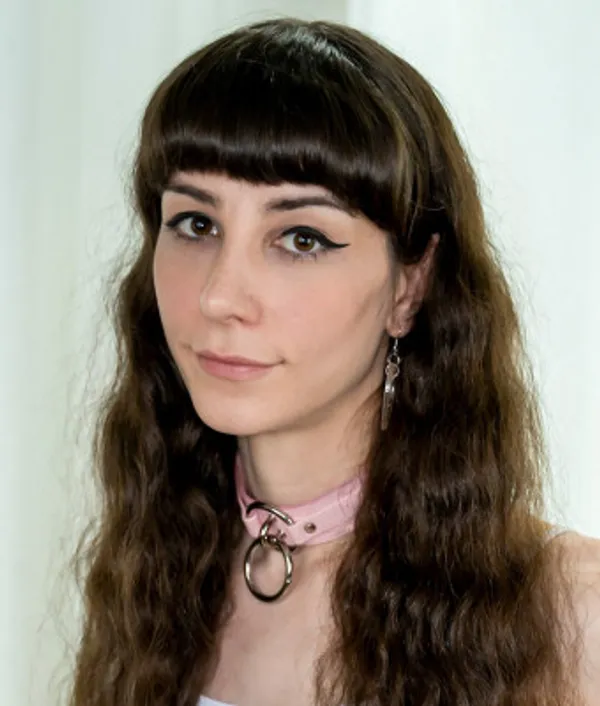 Livi Doll's BabeWiki Profile