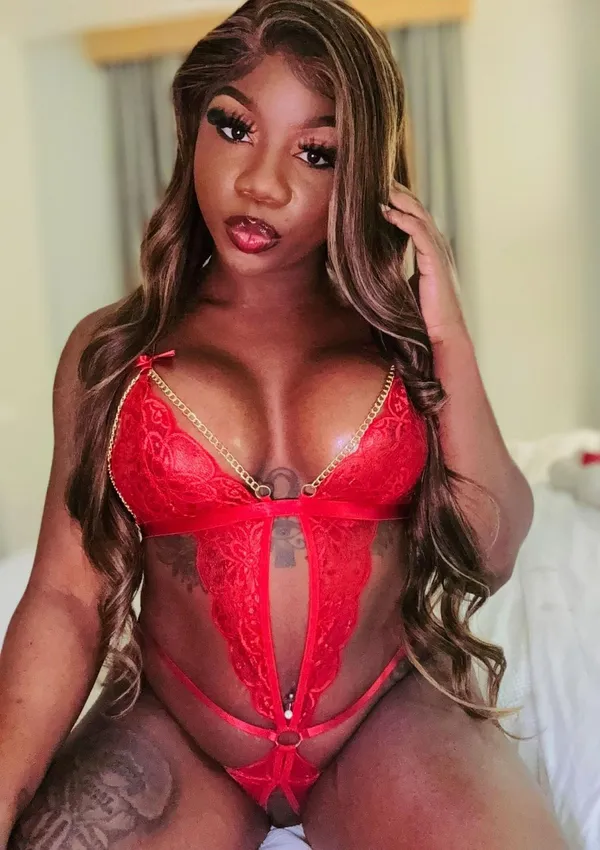 Lola Black's BabeWiki Profile