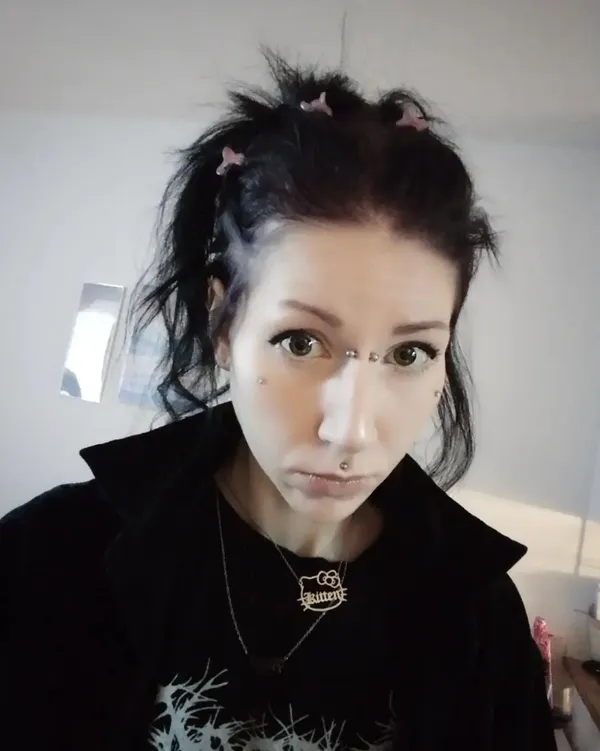 Lollypopmurder's BabeWiki Profile