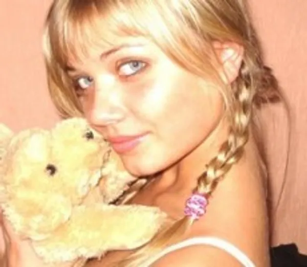 lovely's BabeWiki Profile